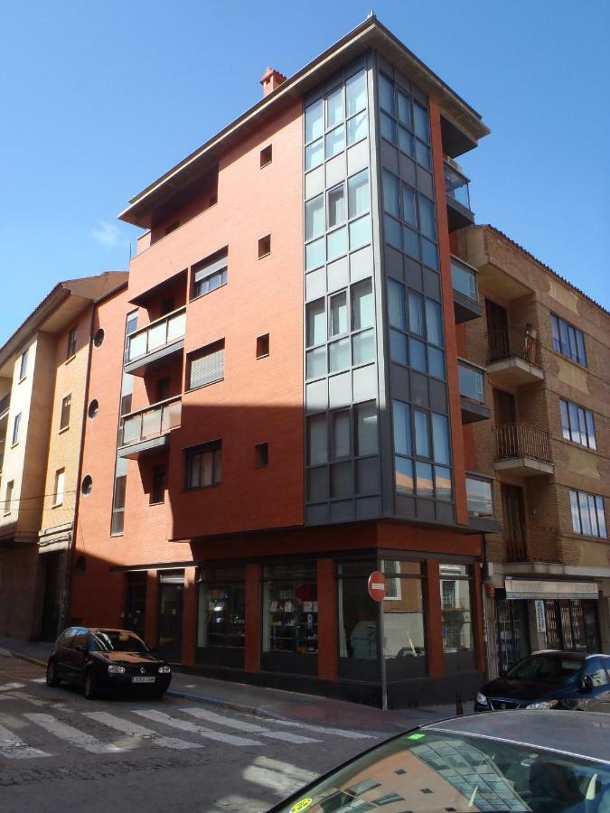 El Balconcito De San Millan II Apartment Сеговия Екстериор снимка